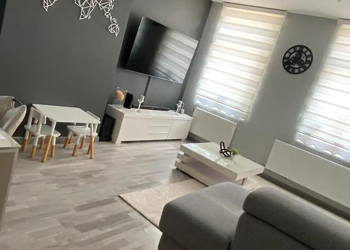 Next2airport - House Of Lions